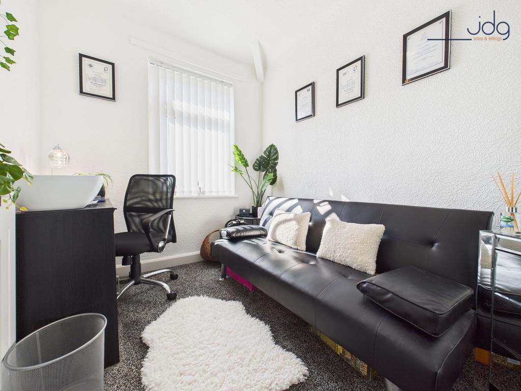 Single Bedroom