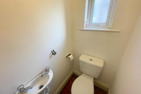 7 bedroom semi-detached house to rent, *£110pppw excluding bills* Bute Avenue, Lenton, NG7 1QA