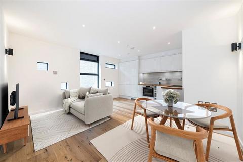 Burrows Mews, London SE1