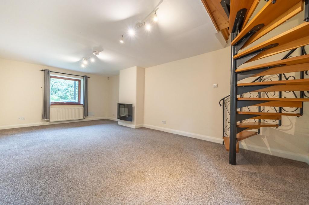Sitting dining room