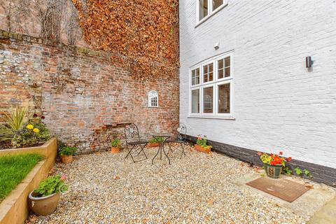 3 bedroom terraced house for sale, Lugley Street, Newport, Isle of Wight