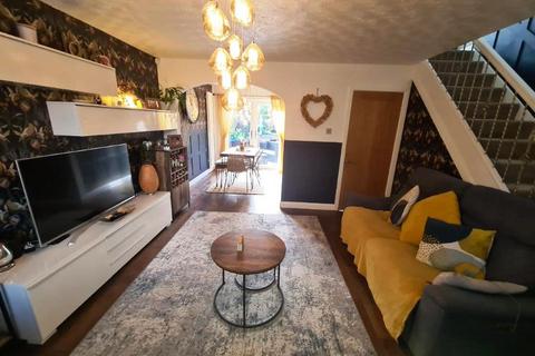 undefined, Robins Close, Droylsden