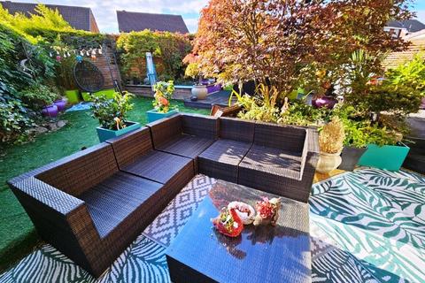 undefined, Robins Close, Droylsden