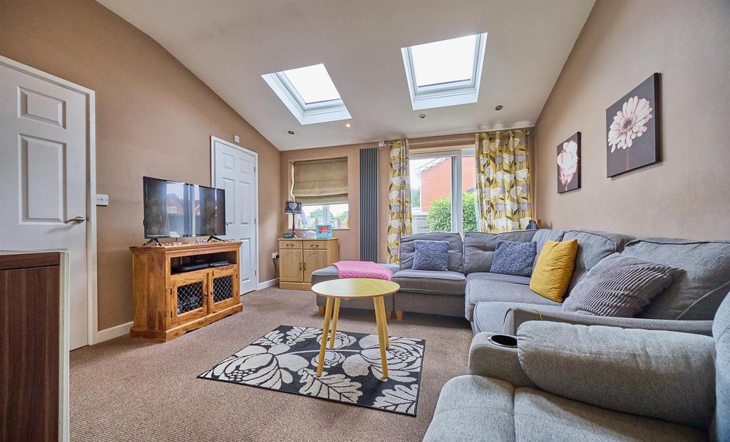 Cadle Close 3.jpg