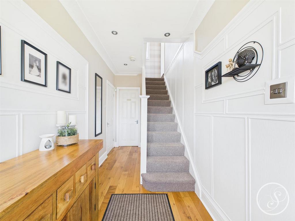 Entrance hall way
