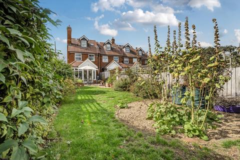 Eastview Road, Reading RG10