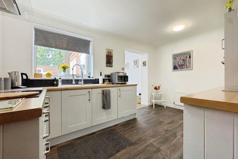 undefined, Whitehead Close, Sheffield S25