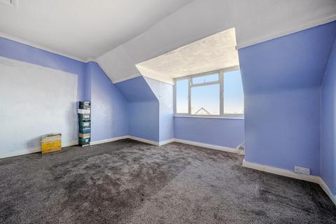 3 bedroom apartment for sale, Long Lane, Bexleyheath