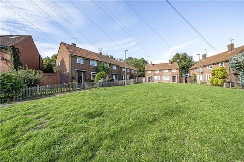 undefined, George Crescent, London, N10