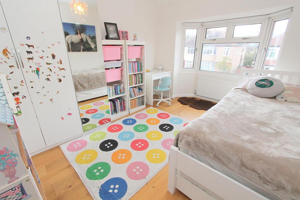 Bed 2.JPG