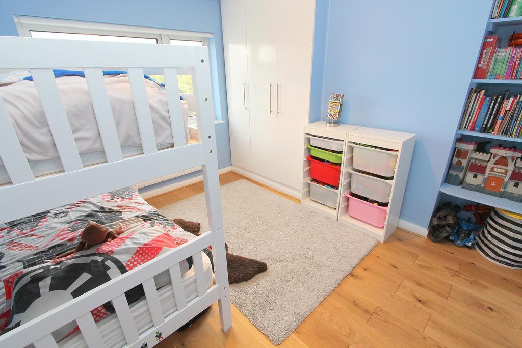 Bed 3.JPG
