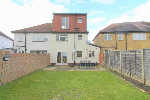 undefined, Victoria Avenue, Wallington SM6