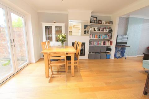 undefined, Victoria Avenue, Wallington SM6