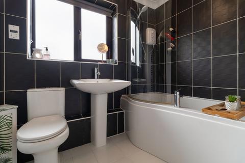 4 bedroom detached house for sale, Crane Drive, Worcester WR2