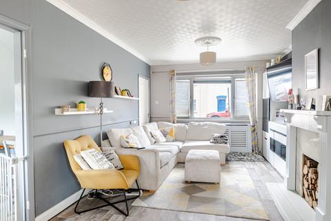 3 bedroom end of terrace house for sale, Riccall, York YO19