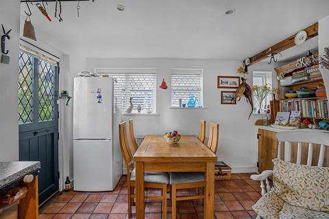 undefined, High Street, Tingrith, Bedfordshire