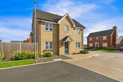 3 bedroom semi-detached house for sale, Jervises Croft, Bury St Edmunds IP30