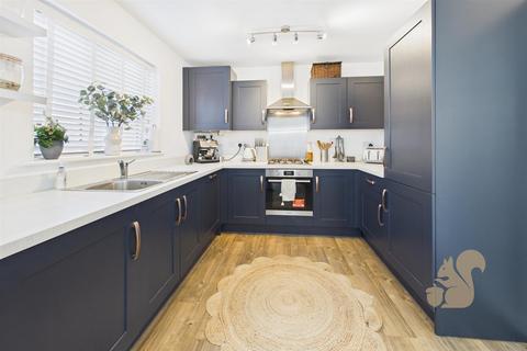3 bedroom semi-detached house for sale, Jervises Croft, Bury St Edmunds IP30