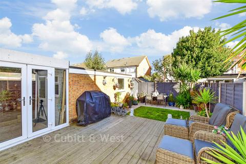 Walnut Tree Close, Hayling Island, Hampshire