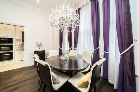 2 bedroom flat to rent, Wickham Court, London SW7