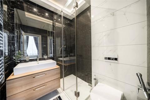2 bedroom flat to rent, Wickham Court, London SW7