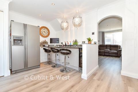 3 bedroom semi-detached house for sale, Walnut Tree Close, Hayling Island PO11