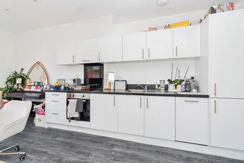 2 bedroom apartment for sale, High Street, Reading RG1