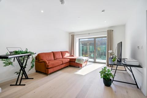 Endurance House, Riverscape, E16