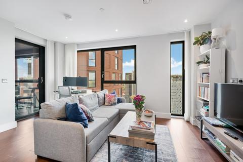 Avalon Point, 1 Silvocea Way, London, E14