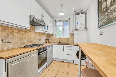 3 bedroom flat to rent, County Street, London SE1