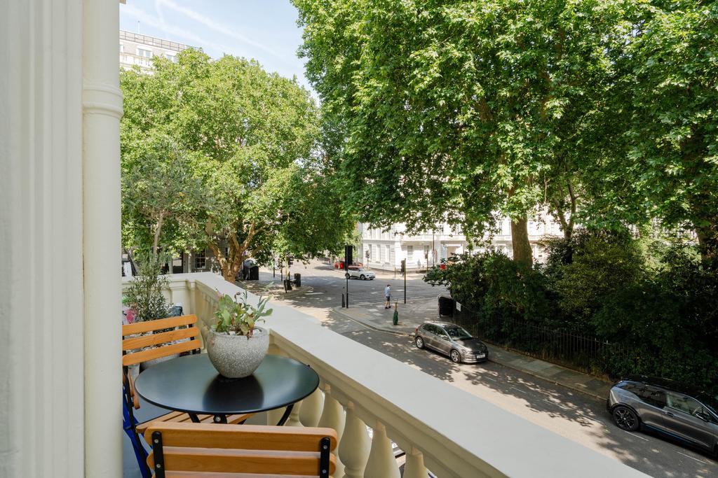 291855 - Eccleston Square, London SW1 V - high r...