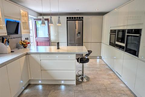 undefined, Rose House, 13 Golfa Close, Middletown, Welshpool, SY21 8EZ