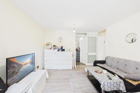 1 bedroom flat for sale, Kerswell Close, London