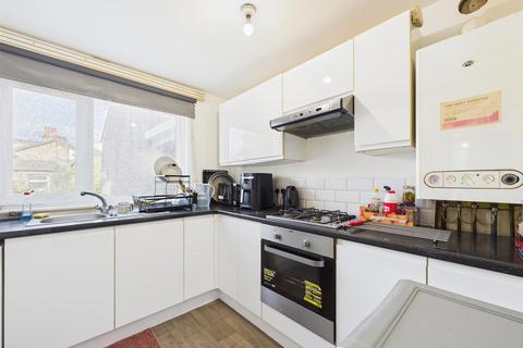1 bedroom flat for sale, Kerswell Close, London