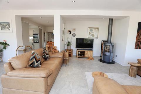 undefined, Peppercorn Lodge, 182 Port Road East, Barry, Vale of Glamorgan, CF62 9PZ