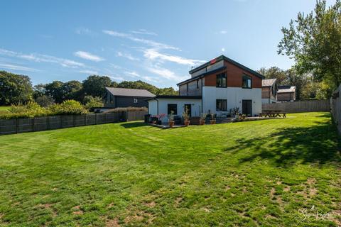 4 bedroom detached house for sale, Swaylands Close, Ryde