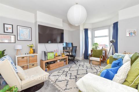 1 bedroom apartment for sale, Milton Road, Southsea, Hampshire
