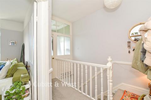 1 bedroom apartment for sale, Milton Road, Southsea, Hampshire