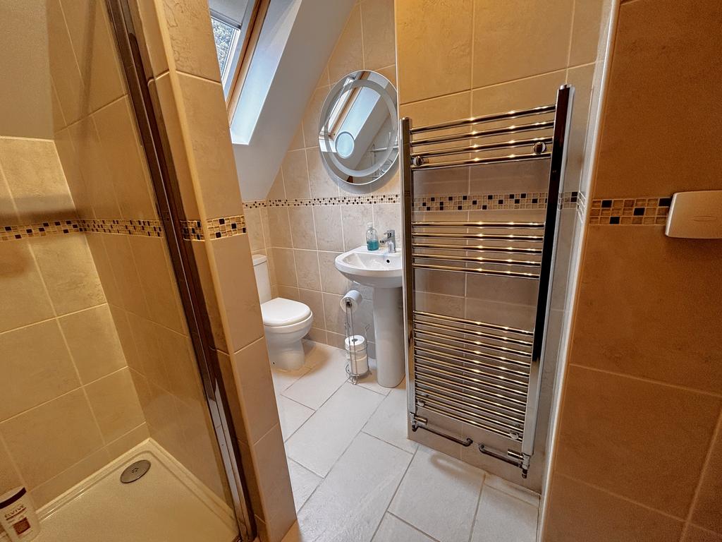 En Suite 1