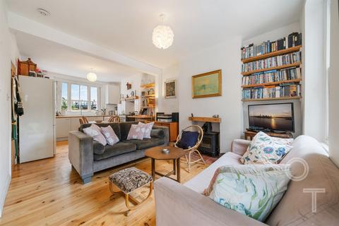 3 bedroom terraced house for sale, Herbert Street, Chalk Farm, NW5
