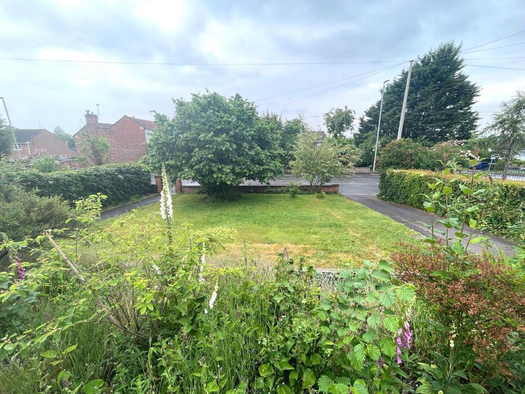 Front Garden.JPG