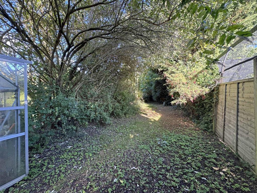 Garden 2.jpg