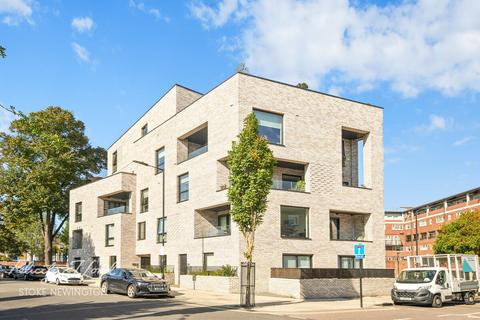 1 bedroom flat for sale, Amhurst Road, London N16