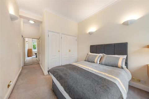 2 bedroom apartment for sale, William Court, Hall Road, St John's Wood, London, NW8