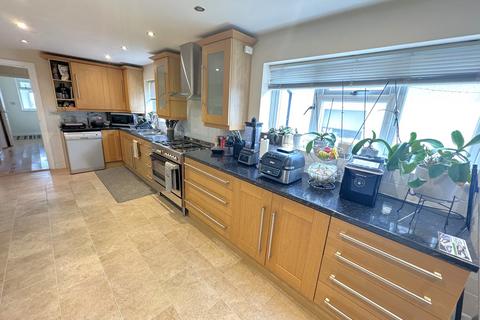 undefined, Ashgrove Road, Ashford, TW15