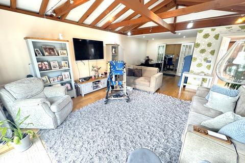 undefined, Ashgrove Road, Ashford, TW15