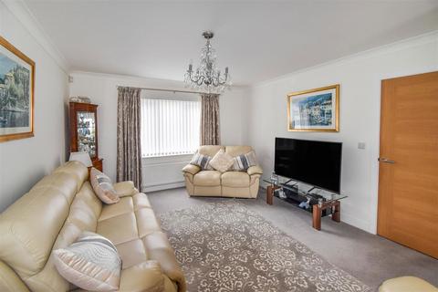 undefined, Redruth, Detached bungalow with spacious garden