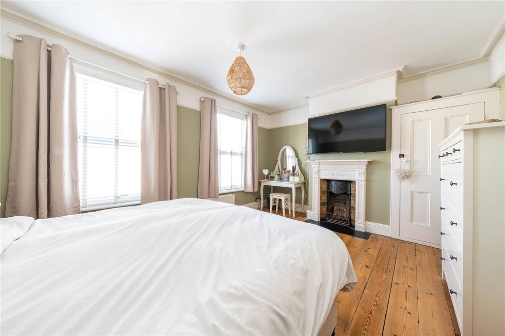 Main Bedroom