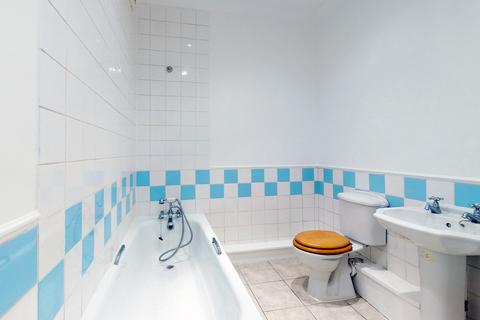 1 bedroom apartment to rent, Montem Road, London, SE23