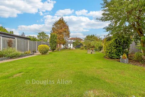 3 bedroom detached house for sale, Mill Road, Billericay, Essex